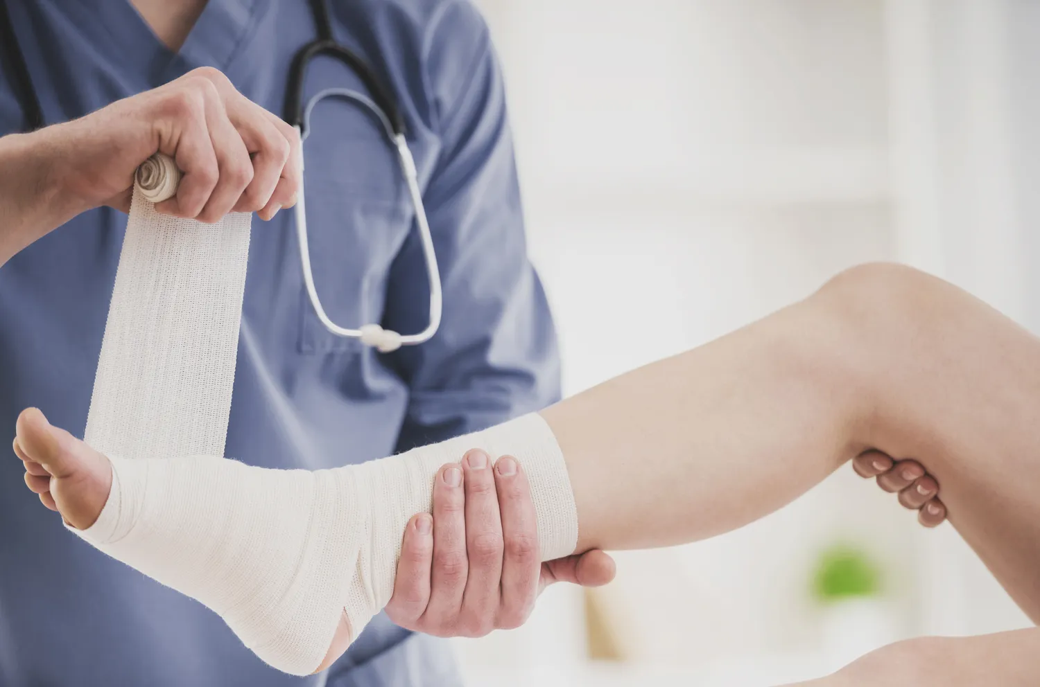 Co musisz wiedzieć zanim udasz się do poradni rehabilitacyjnej?